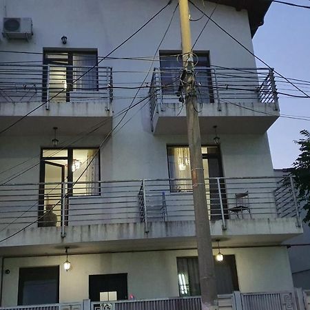 Pensiune Fundeni- Dragonul Rosu Bucureşti Ngoại thất bức ảnh